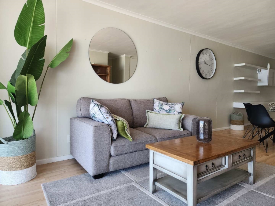 2 Bedroom Property for Sale in Blaauwberg Western Cape